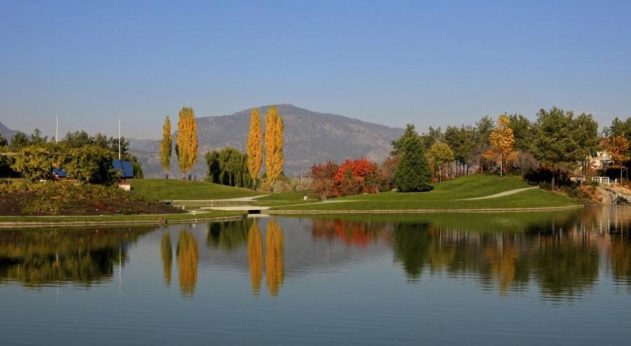 Chesterfield Inn Kelowna Exterior photo